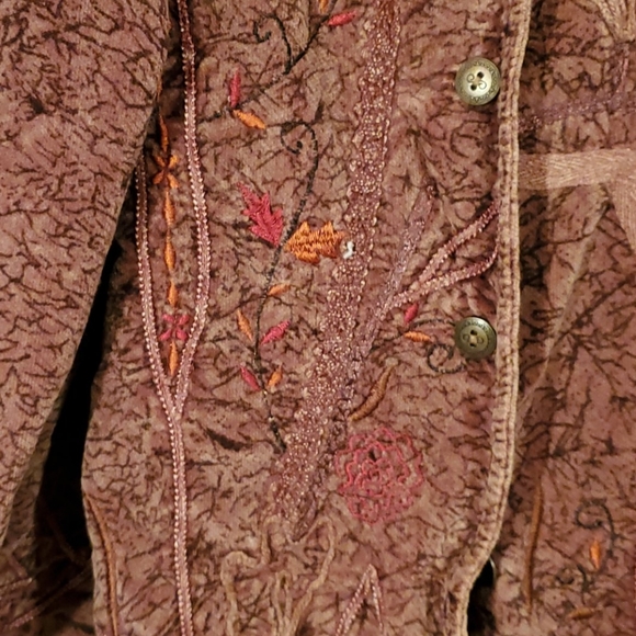 Jacket - Picture 3 of 9